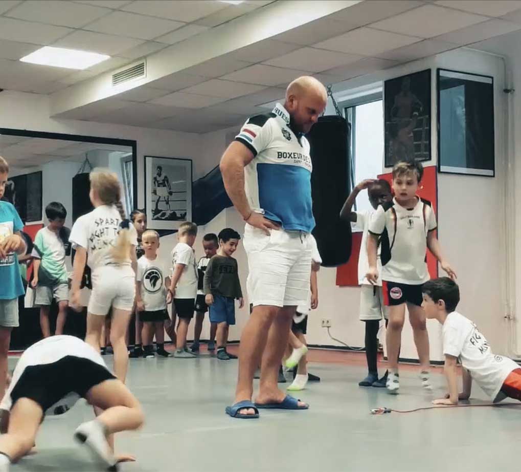 Kampfsportschule Muenchen back-to-school training