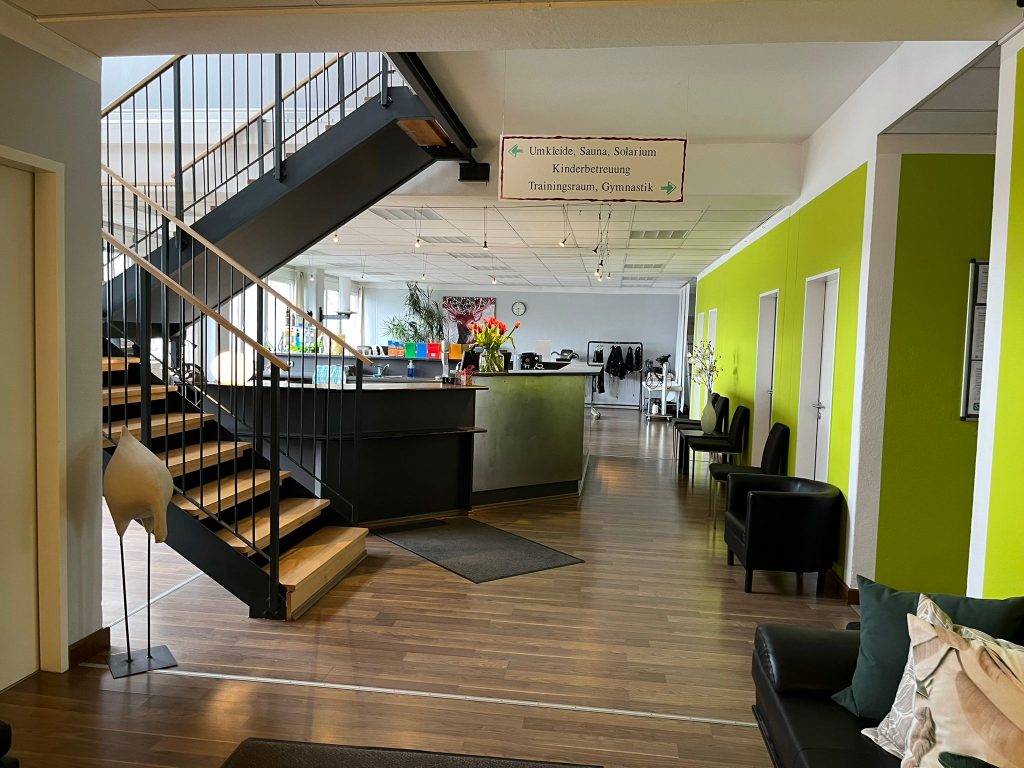 kampfsportschule-muenchen-fitness-and-boxforum-halle2 kampfsportschule-muenchen-fitness-and-boxforum-halle2